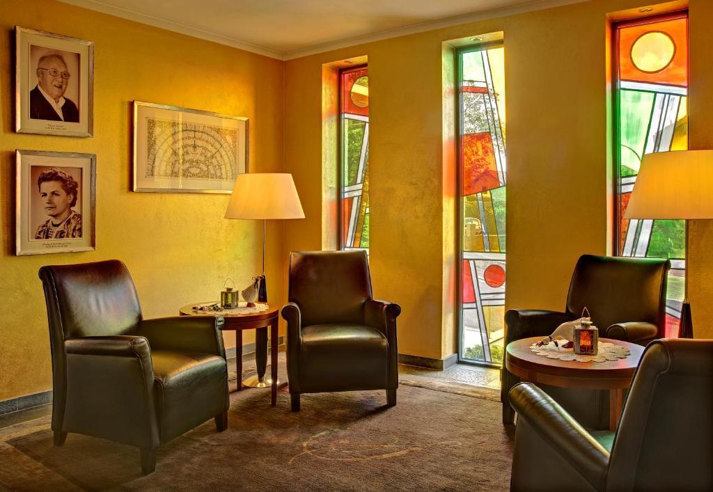 Hotel Schmitt Garni Mönchberg Екстериор снимка