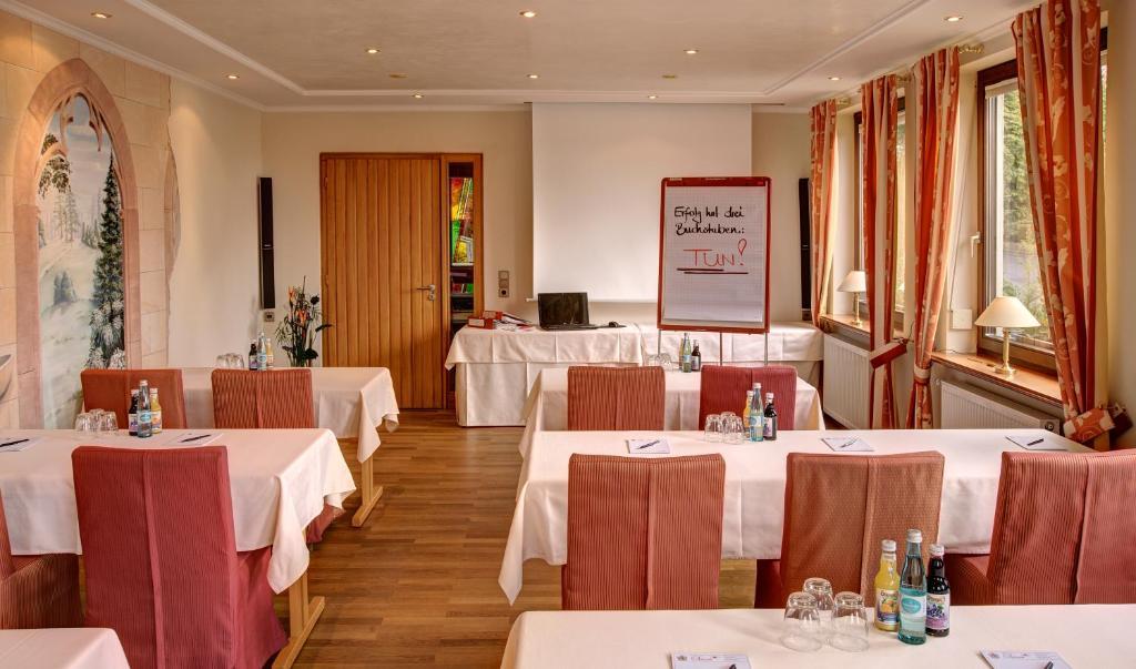 Hotel Schmitt Garni Mönchberg Екстериор снимка